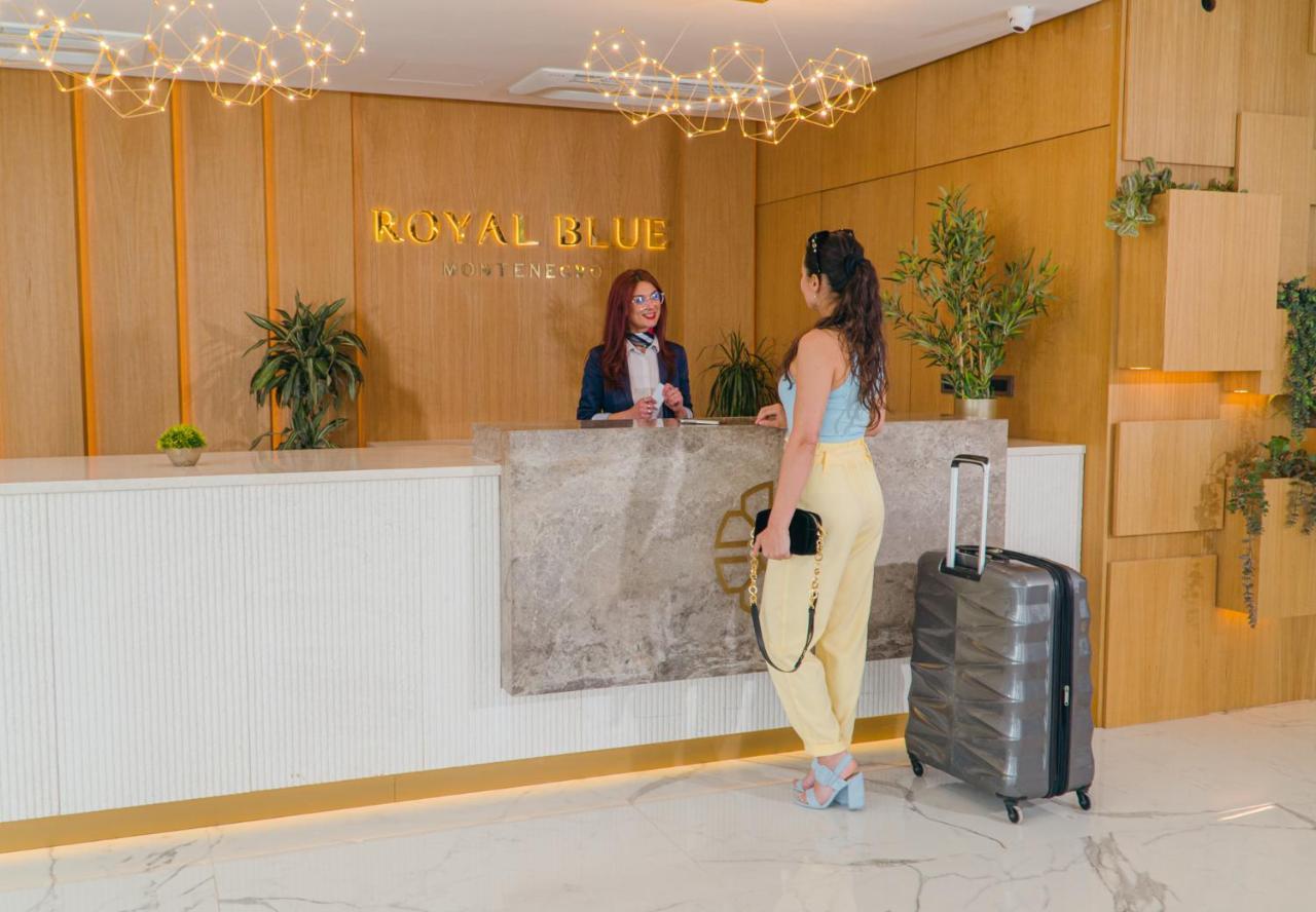 Royal Blue Resort & Residences Kavac Exterior photo