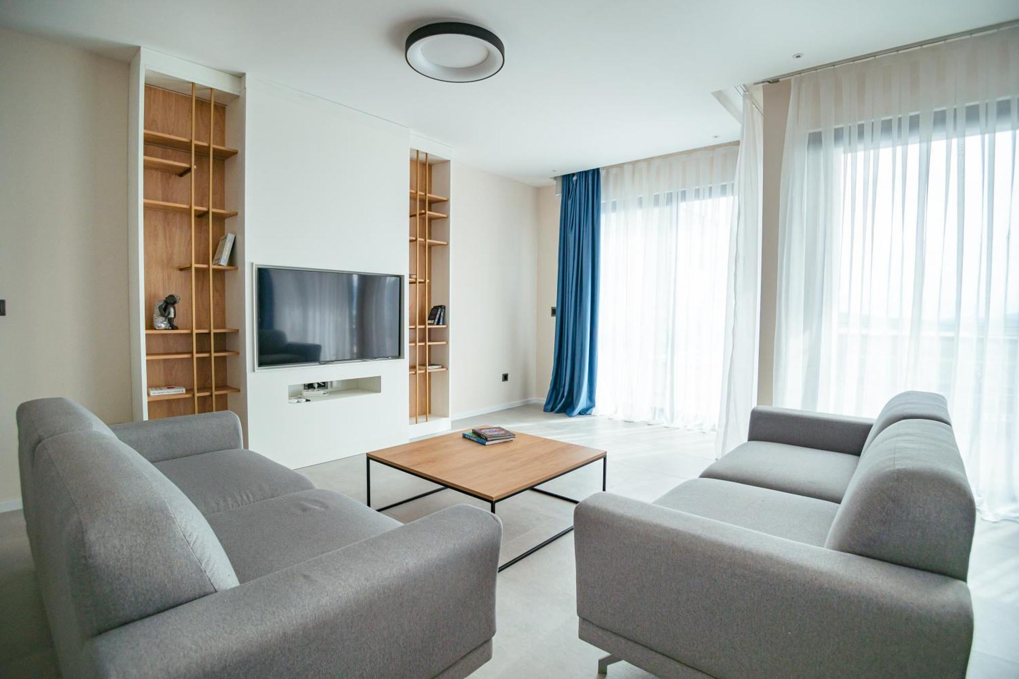 Royal Blue Resort & Residences Kavac Exterior photo